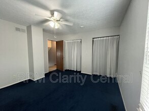 875 Charnwood Ln in Columbus, OH - Building Photo - Building Photo
