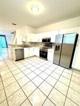 3742 San Simeon Cir in Weston, FL - Building Photo - Building Photo
