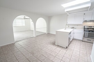 20840 Shine Dr in Santa Clarita, CA - Building Photo - Building Photo