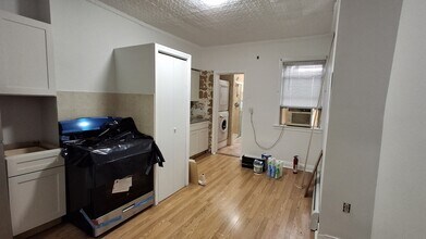 404 Madison St, Unit 2L in Hoboken, NJ - Building Photo - Building Photo