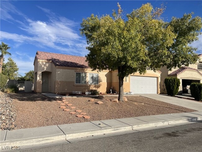 6122 Cozy Creek St in North Las Vegas, NV - Building Photo - Building Photo