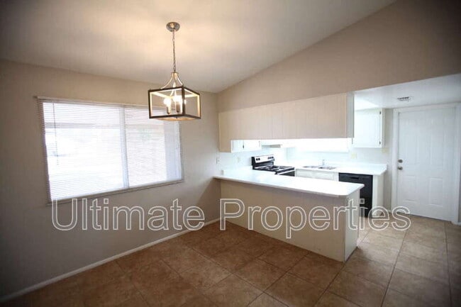 401 W Utopia Rd in Phoenix, AZ - Building Photo - Building Photo