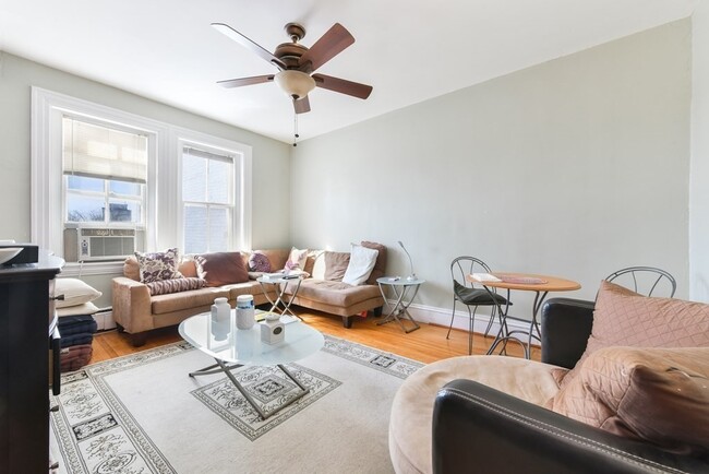 2 Arlington St, Unit #32 in Cambridge, MA - Building Photo - Building Photo