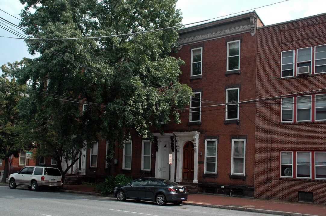 1207 N 2nd St in Harrisburg, PA - Building Photo