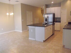 6915 Woodchase Glen Dr in Riverview, FL - Building Photo - Building Photo