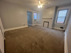 941 Saint James St, Unit #3 in Pittsburgh, PA - Building Photo - Building Photo
