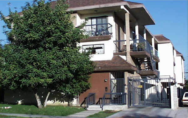 408 Porter St in Glendale, CA - Building Photo - Building Photo