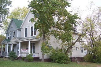 1210 E 2nd St, Unit 3 in Duluth, MN - Building Photo - Building Photo