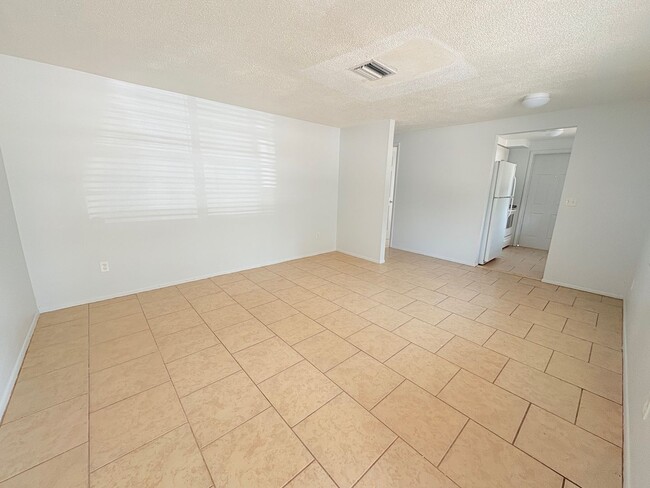 1215-1217 59th Ave E in Bradenton, FL - Building Photo - Building Photo