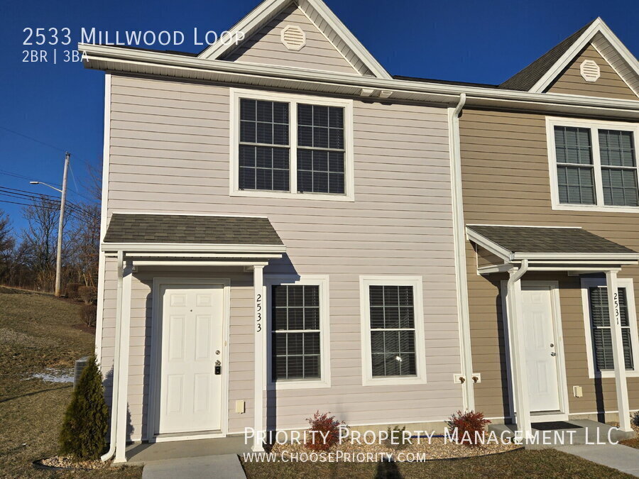 2533 Millwood Loop in Harrisonburg, VA - Building Photo