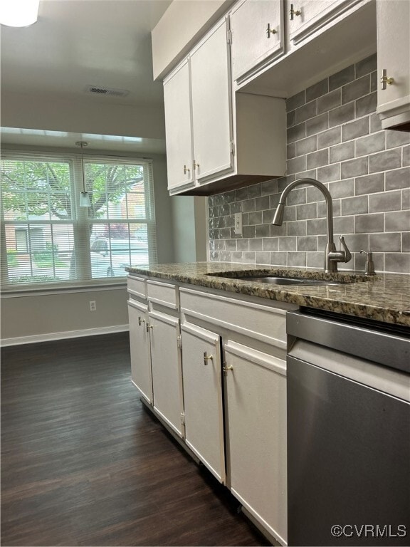 10903 Bush Lake Ln in Glen Allen, VA - Foto de edificio - Building Photo