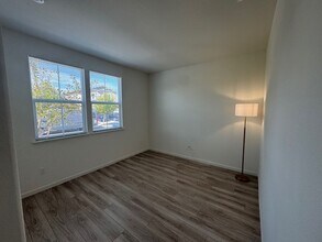 5710 Knight Rd in Cotati, CA - Building Photo - Building Photo
