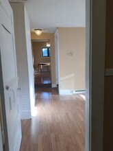 8 Hooper St-Unit -APT B in Athens, OH - Building Photo - Building Photo