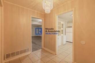 394 Brookwood Lake Pl in Jackson, MS - Building Photo - Building Photo
