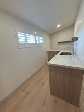 114 S Emerald Pl in Anaheim, CA - Building Photo - Building Photo