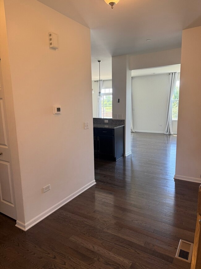 2856 Henley Ln in Naperville, IL - Building Photo - Building Photo