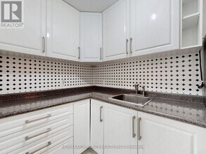 54 Emcarr Dr in Toronto, ON - Building Photo - Building Photo