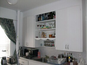 250 Mcdonnel St in Peterborough, ON - Building Photo - Building Photo