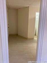 12 Lincoln St, Unit 2 in Newton, MA - Building Photo - Building Photo