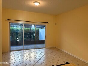 12997 Sunset Lake Dr in Jacksonville, FL - Building Photo - Building Photo