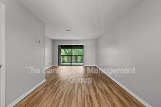 1530 Fort Johnson Rd in Charleston, SC - Building Photo - Building Photo