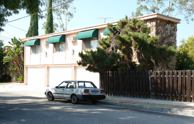 1459 Stanley Ave in Glendale, CA - Building Photo - Building Photo