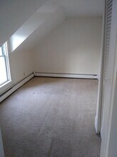 32 S Main St in Chester, VT - Building Photo - Building Photo