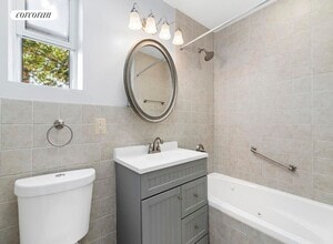 678 Midwood St in Brooklyn, NY - Building Photo - Building Photo