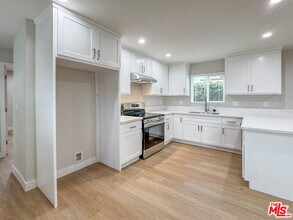 316 Ximeno Ave in Long Beach, CA - Building Photo - Building Photo