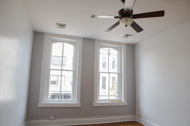 106 N Market St in Frederick, MD - Building Photo - Building Photo