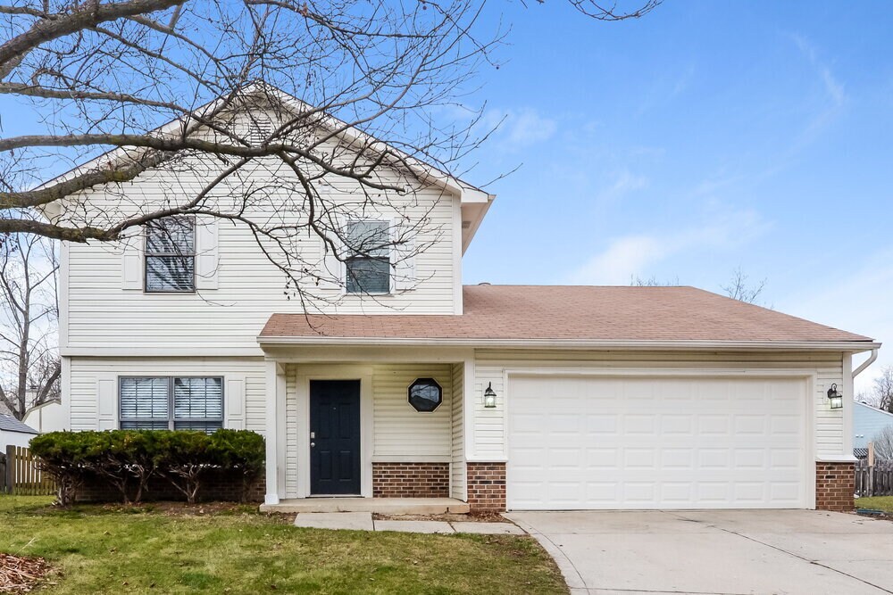 9124 Lansburgh Ct in Indianapolis, IN - Building Photo