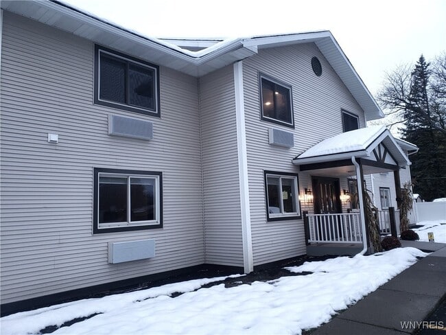 400 Ohio St in Medina, NY - Building Photo - Building Photo