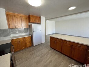 1682 Kalakaua Ave in Honolulu, HI - Building Photo - Building Photo