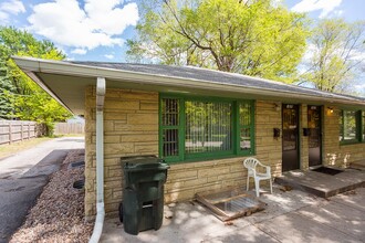 1822 S 48th St in Lincoln, NE - Building Photo - Building Photo