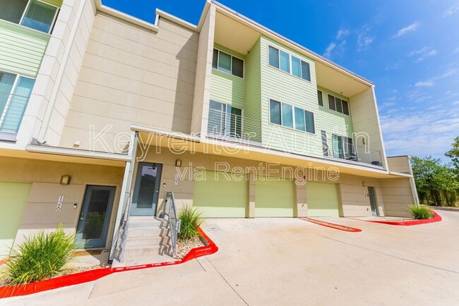 property at 604 N Bluff Dr