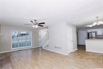 2108 Lindley Ln in Kennesaw, GA - Building Photo - Building Photo