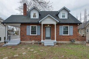 1109 Graybar Ln, Unit A in Nashville, TN - Building Photo