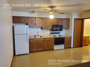 2504 Fairview Way, Unit Apt. 1 in Perryville, MO - Building Photo - Building Photo