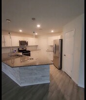 16623 Live Oak Canyon Dr in Houston, TX - Building Photo