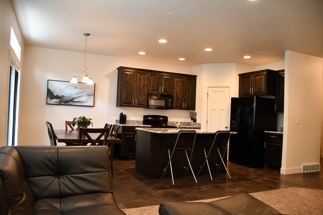 4161 N Fremont Dr in Lehi, UT - Building Photo - Building Photo