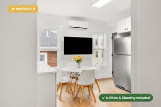 Furnished Bedroom with Private Ensuite Bath in Brighton! in Boston, MA - Foto de edificio - Building Photo