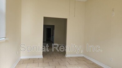 2705 Marais St in New Orleans, LA - Building Photo - Building Photo
