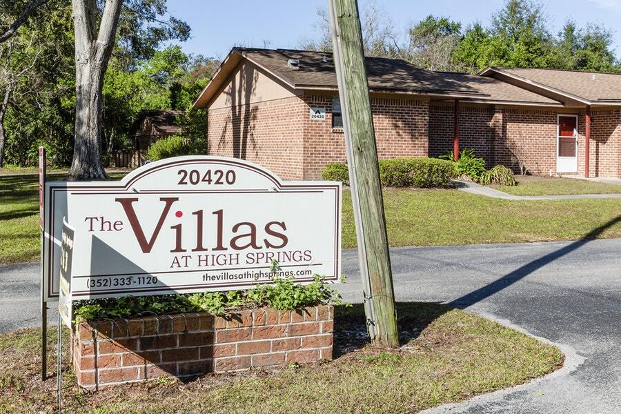 The Villas at High Springs in High Springs, FL - Building Photo