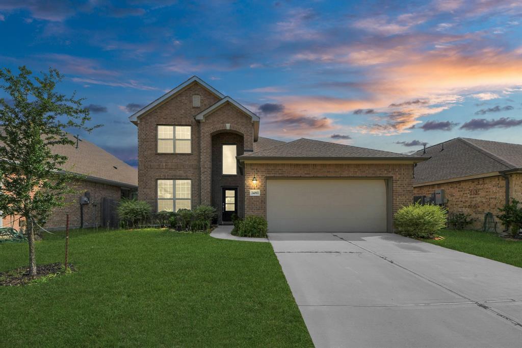 24063 Hawthorn Lks Dr in Roman Forest, TX - Building Photo