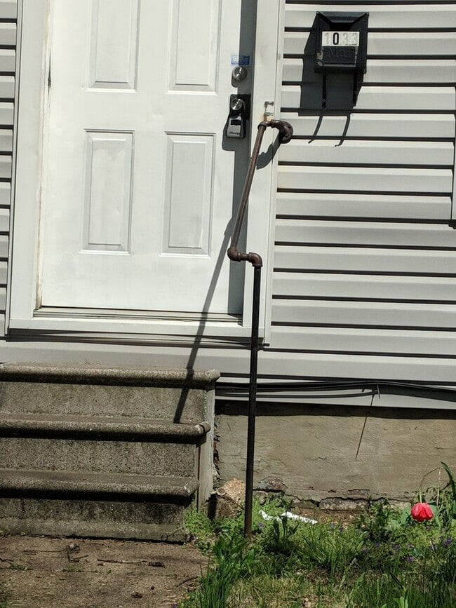 property at 1033 Euclid Ave