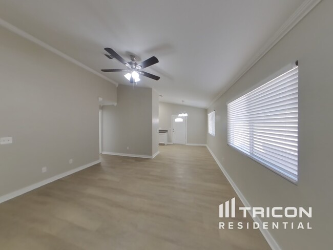 21434 N 33rd Ave in Phoenix, AZ - Building Photo - Building Photo