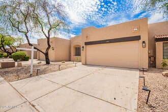 11751 E Becker Ln in Scottsdale, AZ - Building Photo - Building Photo