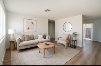 4522 Kirk Rd in Lake Worth Beach, FL - Foto de edificio - Building Photo