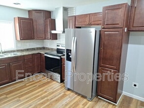 119 S 7th Ave in Siler City, NC - Building Photo - Building Photo