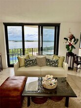 5420 N Ocean Dr in West Palm Beach, FL - Building Photo - Building Photo